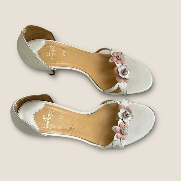 White Floral leather shoes Size 6.5, NWOB - Picture 2 of 7